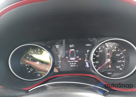 2018 Jeep Compass Trailhawk 4X4 from USA, damaged, VIN 3C4NJDDBXJT410458